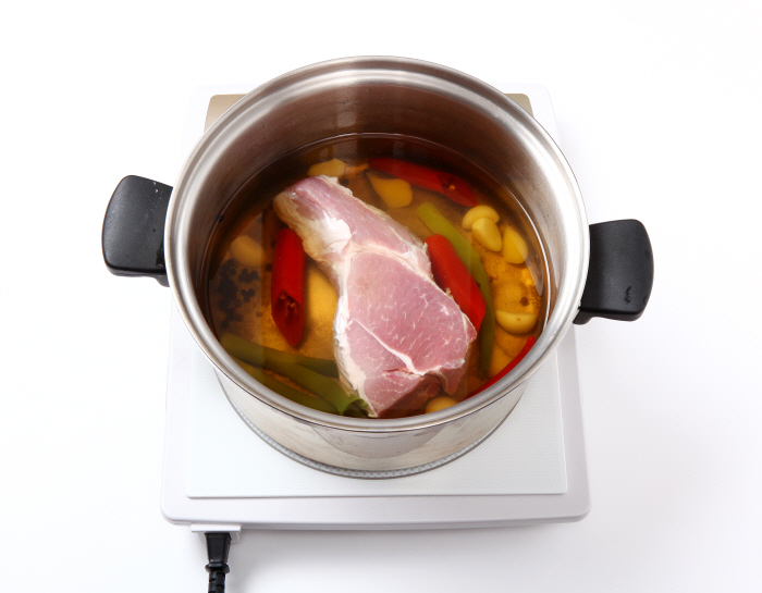 돈육 찜구이 돈육 찜구이