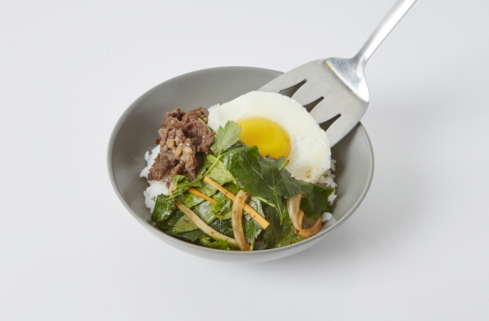 참나물불고기비빔밥 참나물불고기비빔밥