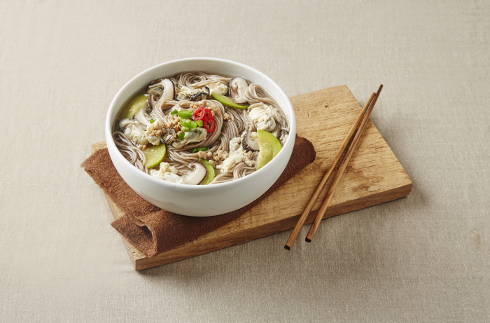 도토리온국수 도토리온국수