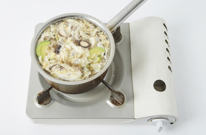 도토리온국수 도토리온국수