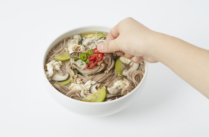 도토리온국수 도토리온국수
