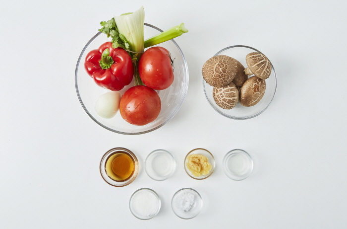 표고버섯 토마토 샐러드 표고버섯 토마토 샐러드
