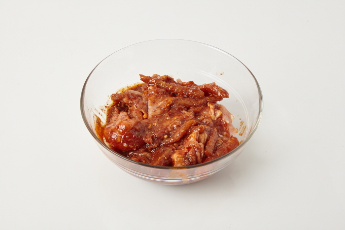 더덕장아찌 돼지고기 주물럭 더덕장아찌 돼지고기 주물럭