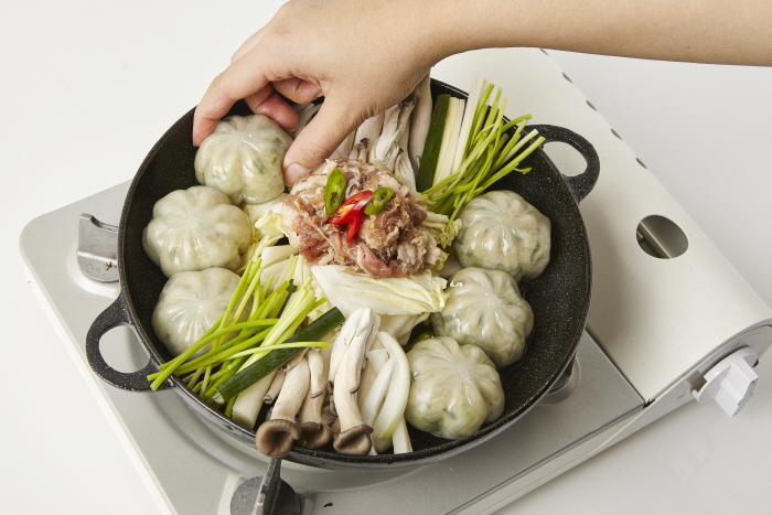 불고기 만두 된장 전골 불고기 만두 된장 전골