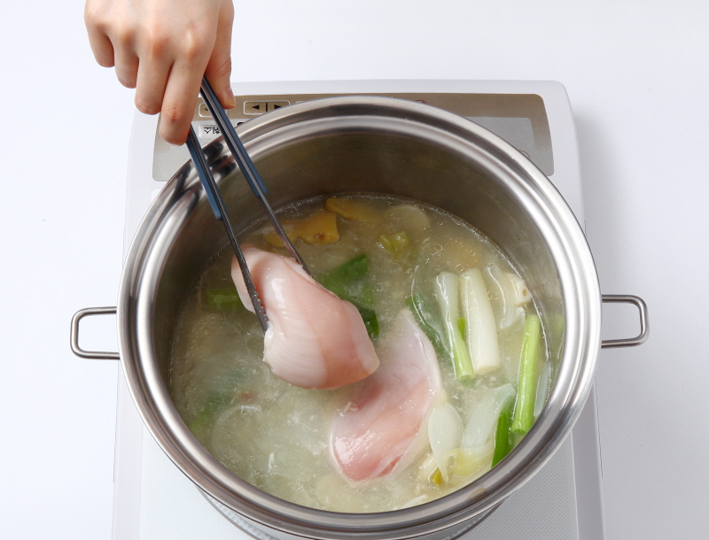 닭고기 냉채 닭고기 냉채