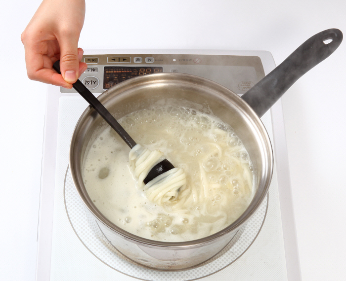 녹두 칼국수 녹두 칼국수